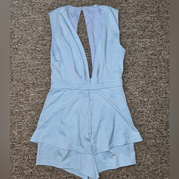 New Baby Blue open from shorts romper - Picture 2 of 13